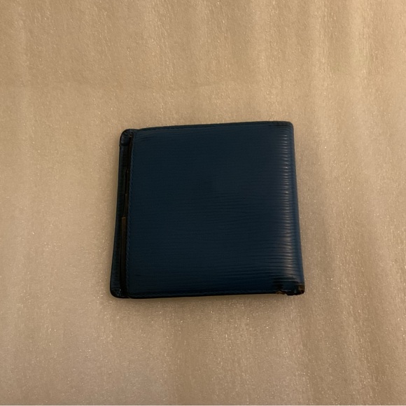 Louis Vuitton Men’s Epi Leather Bifold Wallet w/ Snap Coin Pouch – Blue - Picture 2 of 10